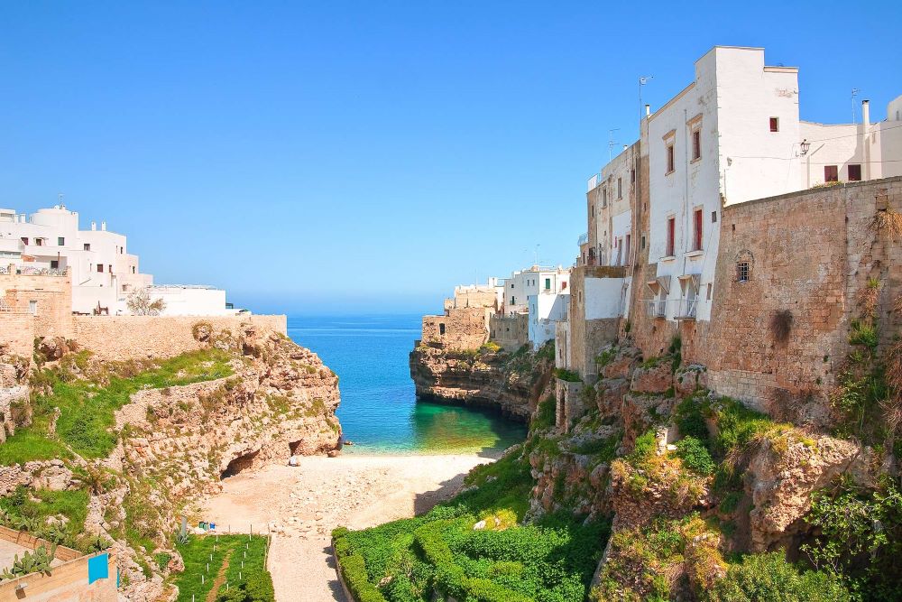 polignano spiaggia